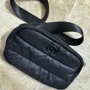 Lululemon 1L belt bag puffy edition